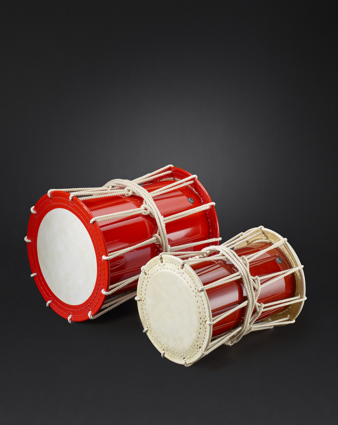 Katsugi-Daiko drum in red �45cm (629�) + GŌ Katsugi (550�)