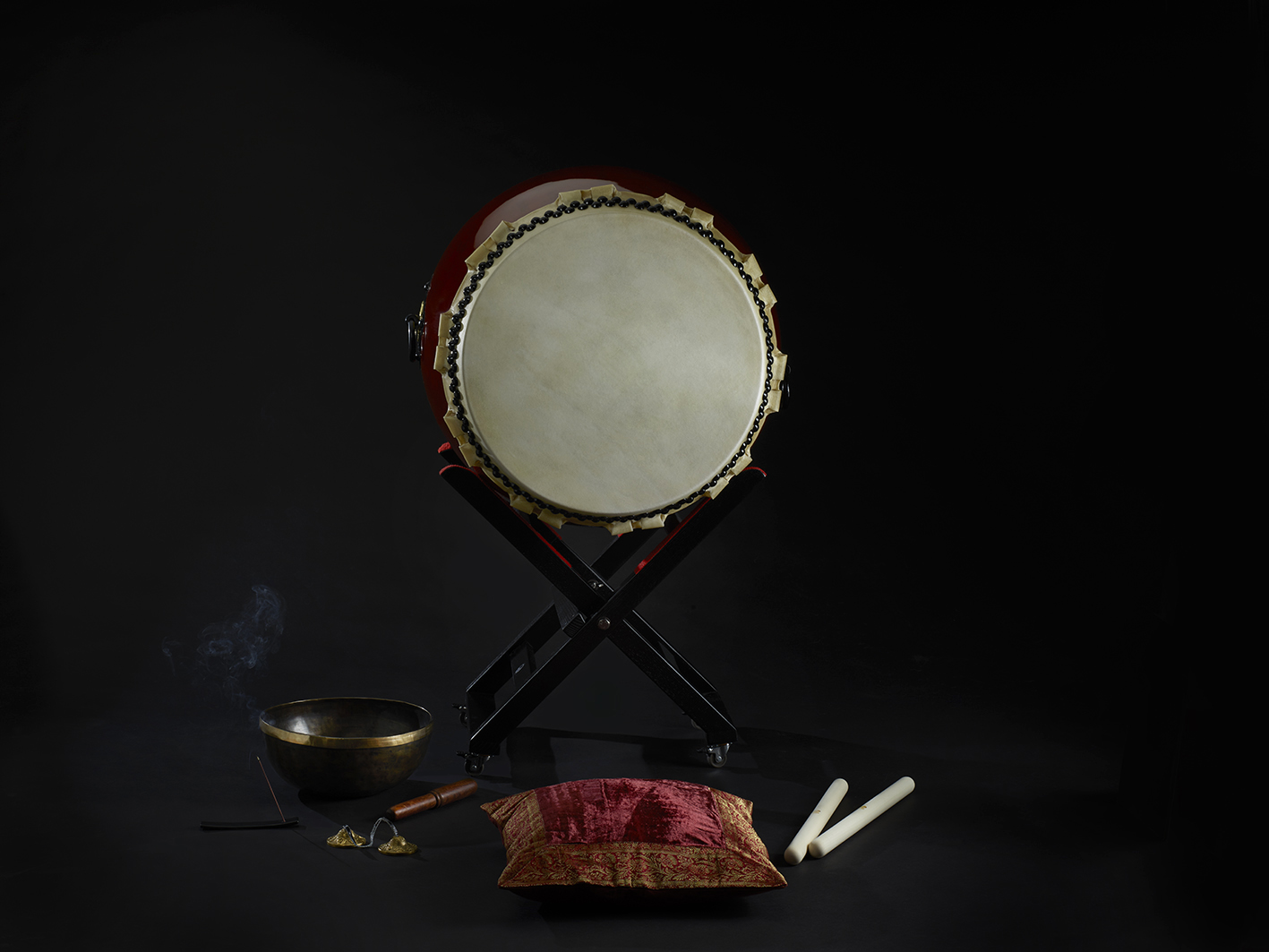 Miya-Daiko hq drum �48cm/h:60cm with Zen X-stand low (999� / 245�)